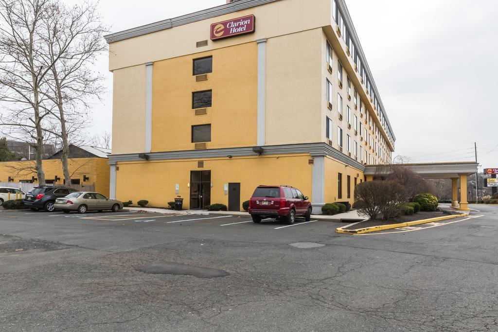 Clarion Hotel Somerset - New Brunswick Buitenkant foto